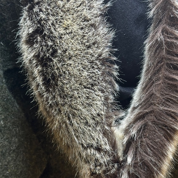 Fjall Wool Pullover Sweater Jacket Medium Green Faux Fur Hood Tyrol Bavarian - Picture 7 of 8